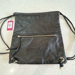 🔥NWT — Vince Camino Leather Back Pack Purse